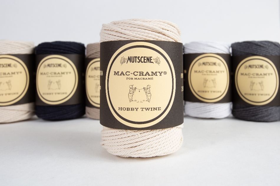 Image 4 from Nutscene Twines