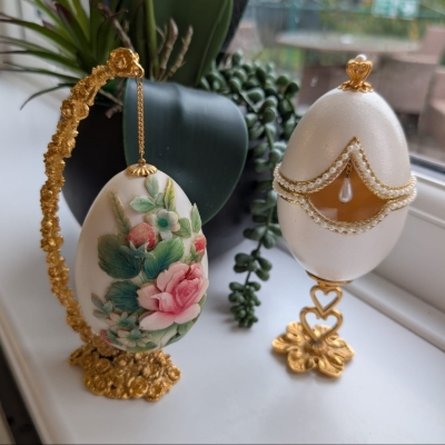 Artwork set for Easter auction