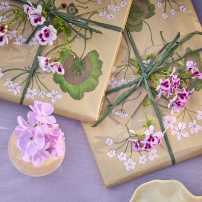 Crafting with flowers this summer