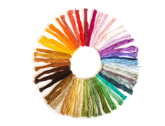 colour wheel of colourful threads