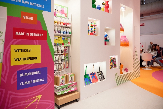 bright trade show stand